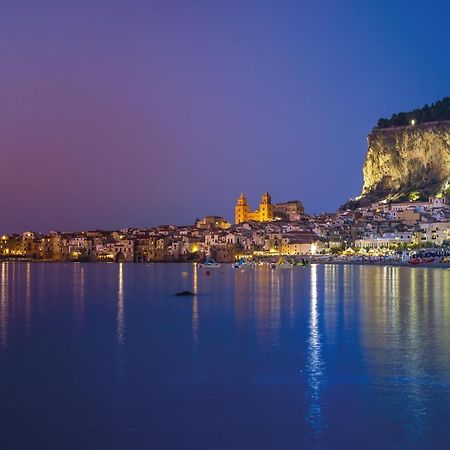 Molo Sea View Apartment Cefalù Esterno foto