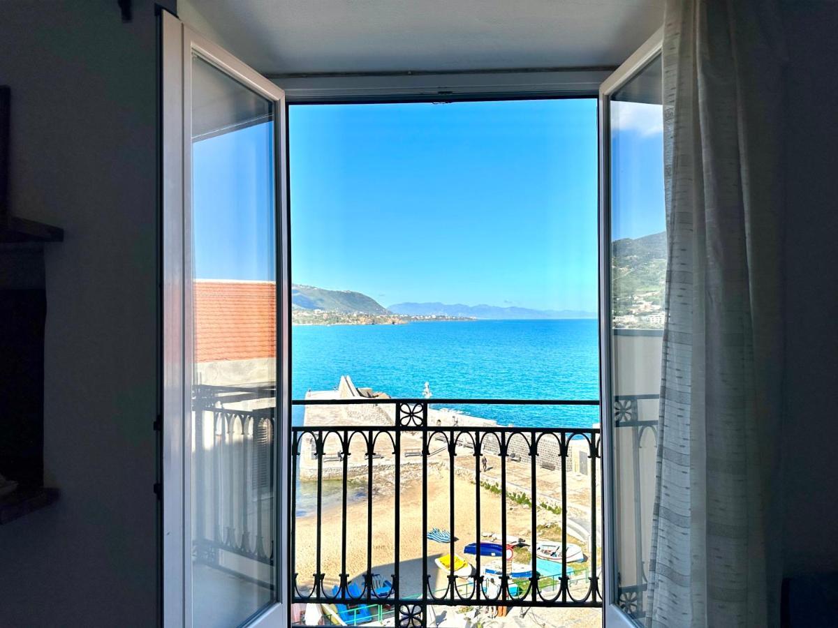 Molo Sea View Apartment Cefalù Esterno foto